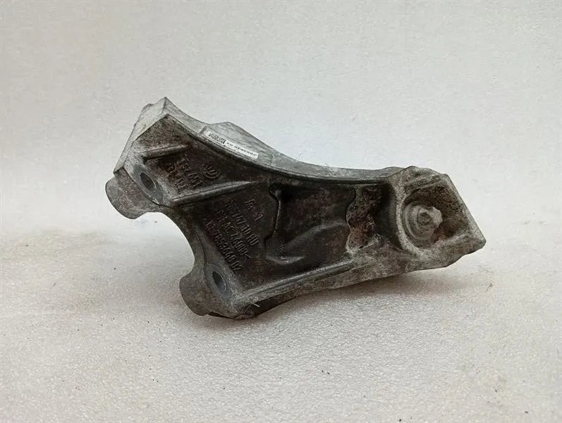 BMW 5 Series F90 G30 M5 Engine Mount 7853648 Engine Mount