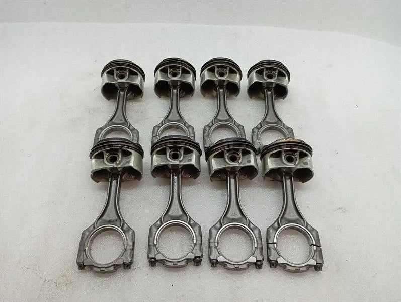 BMW 5 Series F90 G30 M5 Piston Set of 8 11258092931 Piston Set OEM