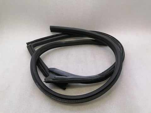 Ferrari 812 Superfast F152M Right Door Seal Set 87765100 Right Door Seals -