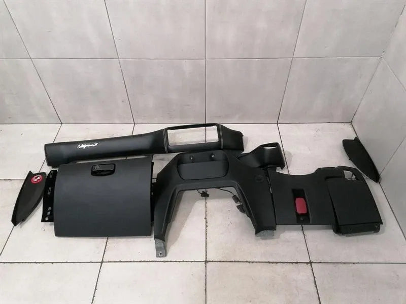 FERRARI CALIFORNIA T F149 14-17 DASHBOARD 859098 RHD LEATHER SET LOWER PARTS-