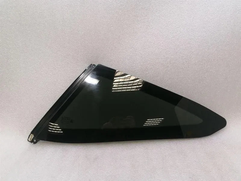 Aston Martin DBS AM7 Left Rear 1/4 Glass LY53-N29751-AA Door Glass 1/4 Rear LH-