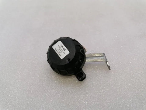BENTLEY BENTAYGA Actuator for engine noise 4H0907601E Engine Noise Sound Module-