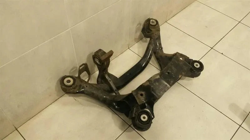BMW Z4 E89 Subframe Rear 6790963 Axle Frame Rear Axle 35i N54-