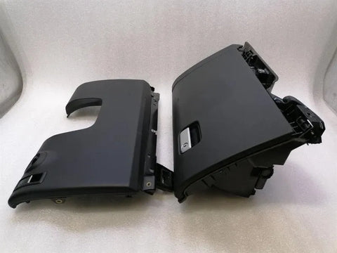 Porsche Cayenne 958 92A Glovebox 7P5857095B Glove Box 7P5858903B Faulty-