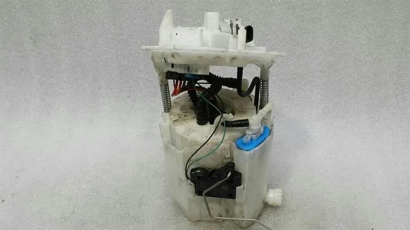 Mercedes C63 AMG W205 Fuel Pump Electric A2054708501 Fuel Pump M177 V8-