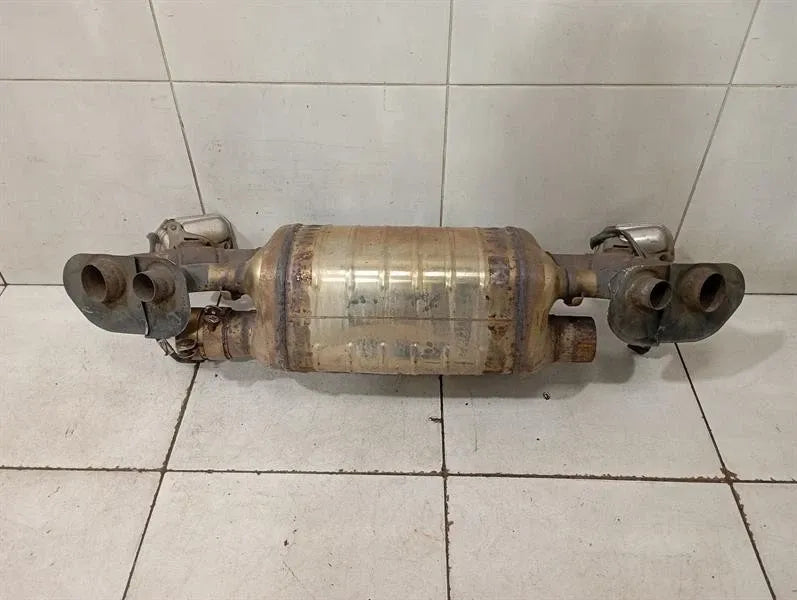 Porsche 911 992 exhaust silencer 992251052A defect exhaust silencer-