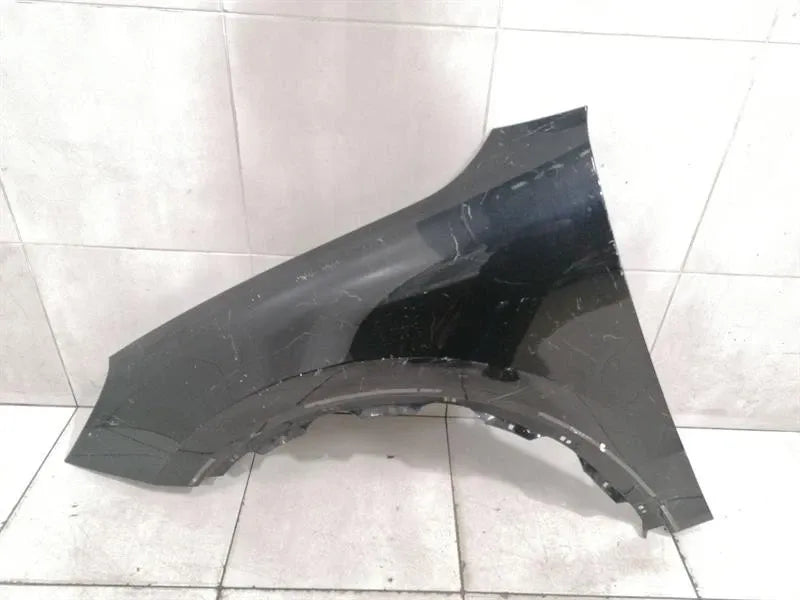 Porsche Cayenne 9Y MK3 E3 Left Wing 9Y0821104A Left Wing-