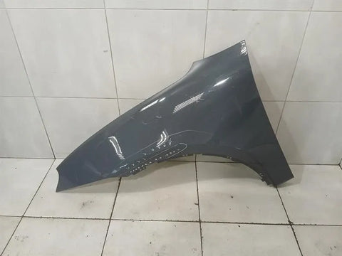 Porsche Macan 95C Left Wing 95C821101B Macan-E Left Fender FAULTY-