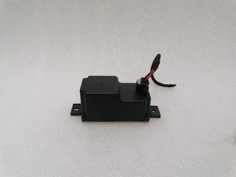 Mercedes C Class W205 Voltage Converter A2054400073 Voltage Converter A2059052809-