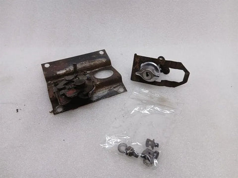 Aston Martin Vantage AM Series 3 1973-1978 Boat Lock Tailgate Lock-