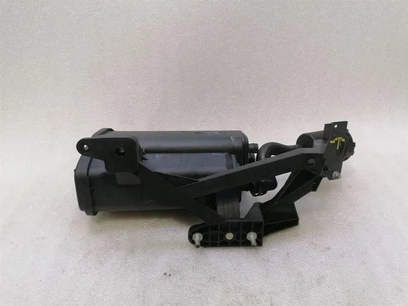 Aston Martin Rapide AMR EVAP Reservoir AD43-9E857-BA Activated Carbon Filter -