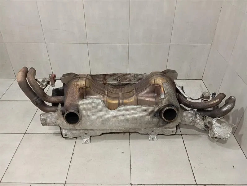 Audi R8 Type 42 V10 5.2 Spyder Exhaust 420251051TX Exhaust Silencer-