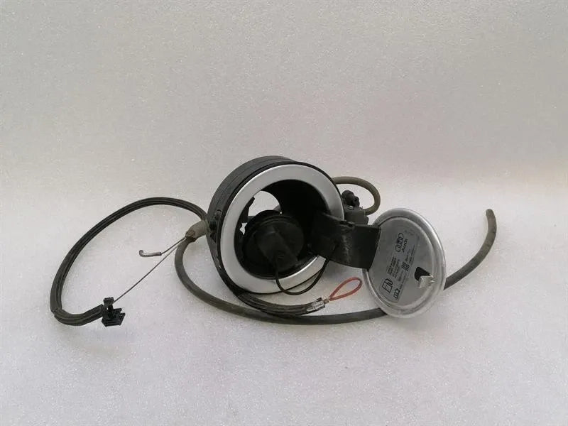 Audi R8 Type 42 V10 5.2 Spyder fuel filler cap 427809900C fuel cap tank flap-