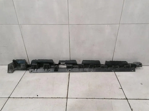 Audi R8 4S V10 RWD right side skirt holder bracket 4S0853922B holder carrier-