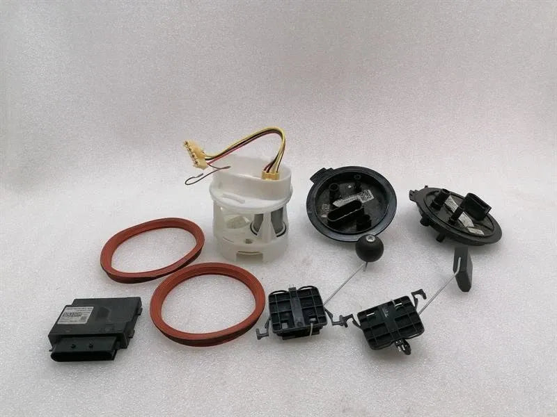 Audi R8 4S V10 RWD Fuel Pump Electric 4S0201444B Fuel Pump -