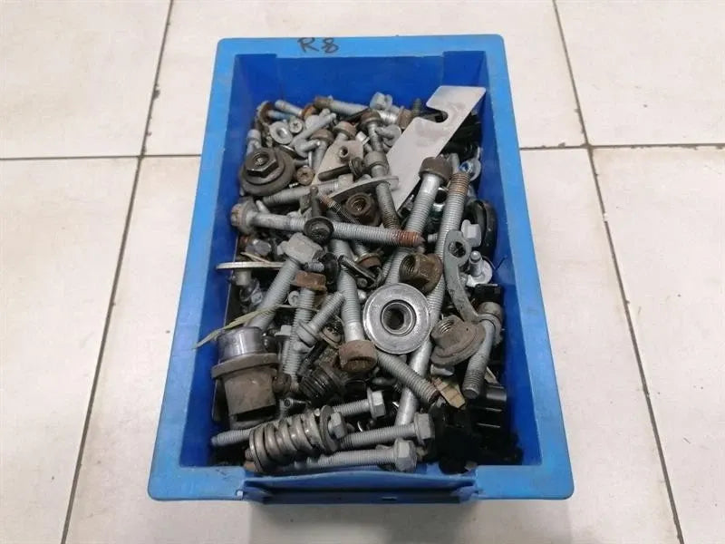 Audi R8 Type 42 V10 5.2 Spyder Bolts From One Car Set Bolts Set-