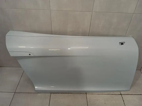 Audi R8 Type 42 V10 5.2 Spyder right front door 427831052A door front right-