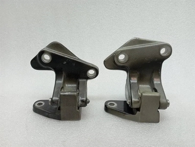 Ferrari 599 GTB F141 Door Hinge 68055900 RH SET Door Hinge-