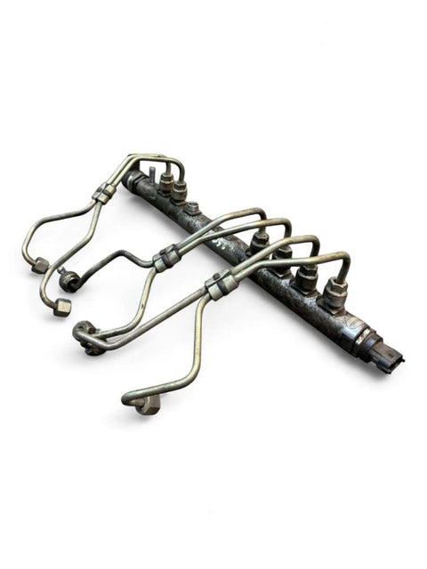 Fuel Distributor / fuel rail VOLVO XC60 I (2008-2017)