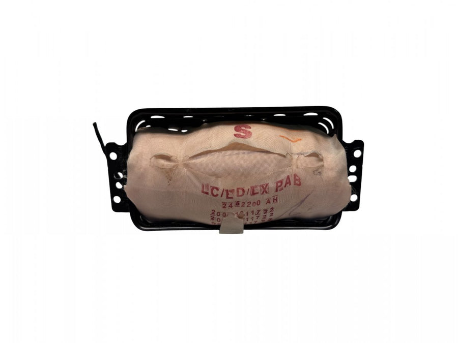 P68045027AE 68045027AE Passenger Airbag CHRYSLER 300C II (2010-2023)