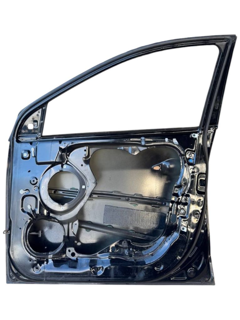 Door Front Right HYUNDAI TUCSON II / ix35 I (LM) (2009-2017)