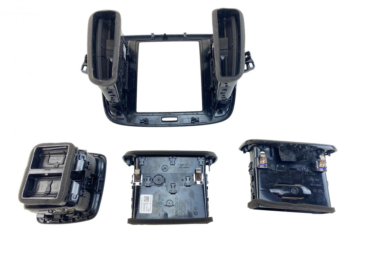 31442627 31442628 Cabin air vent set VOLVO XC40 (536) (10.17-)