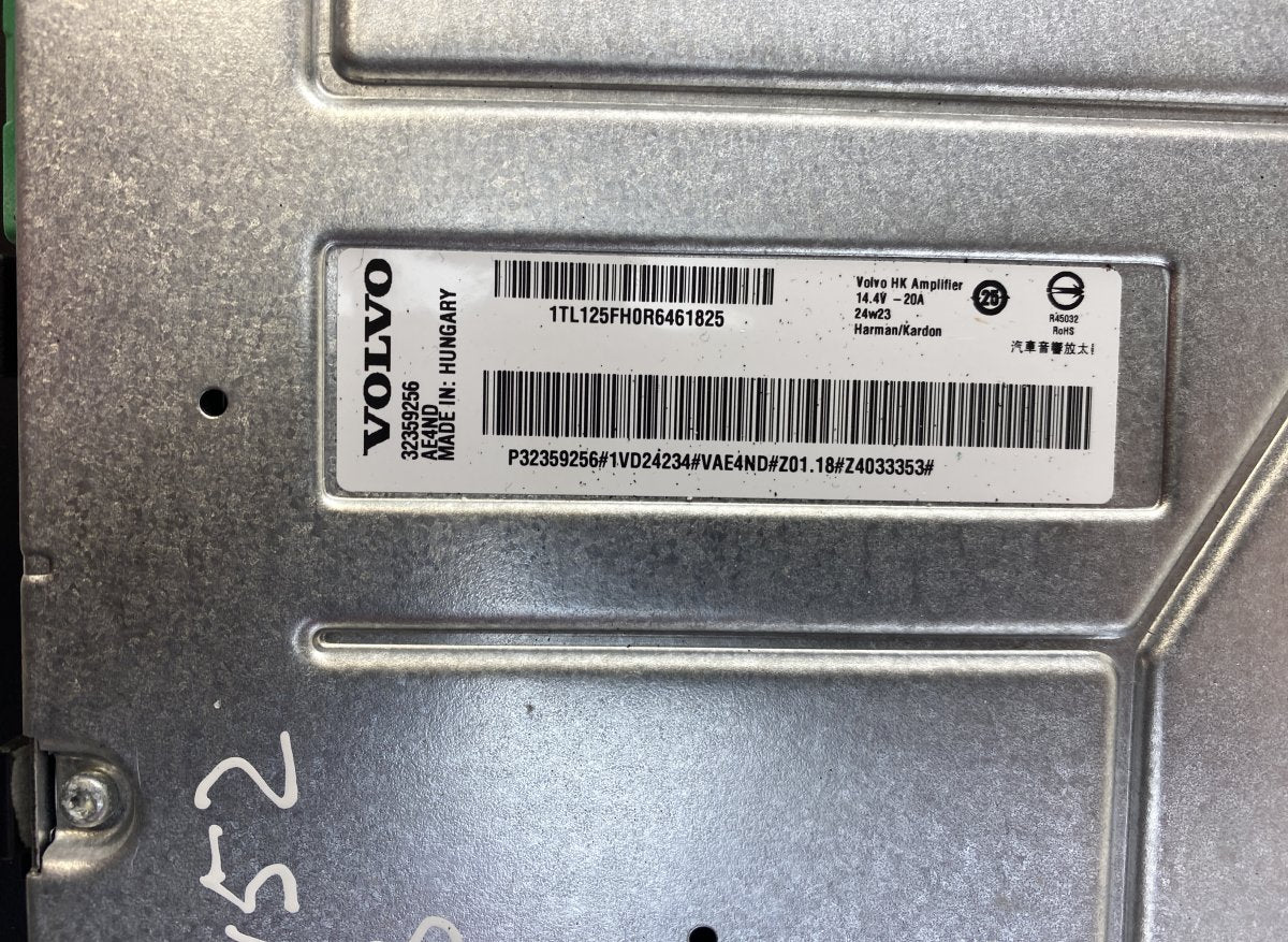 36013039 Audio amplifier VOLVO XC40 (536) (10.17-)