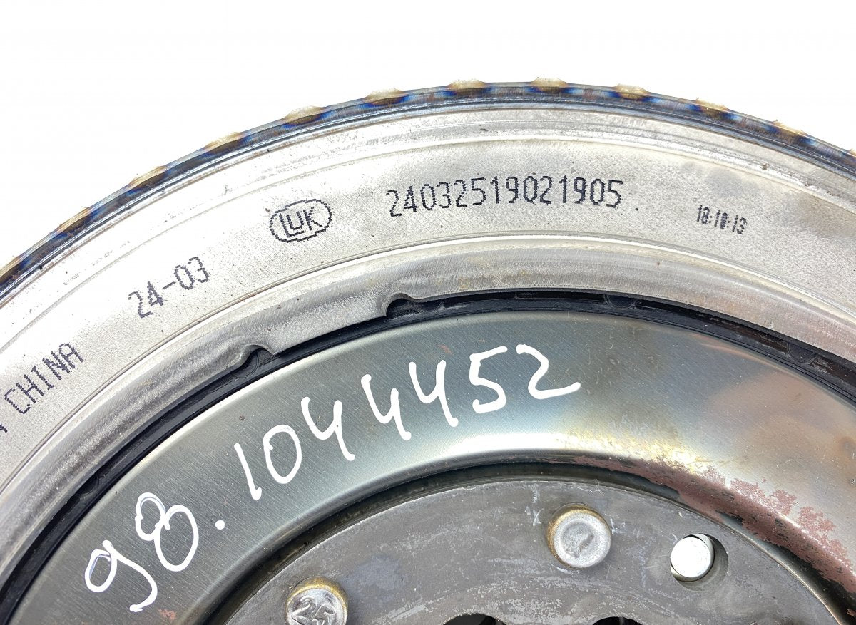 32249431 Flywheel VOLVO XC40 (536) (10.17-)