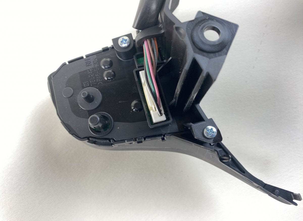 8425076210 Steering wheel MF switch set LEXUS UX (AA10, AH10) (2018-)