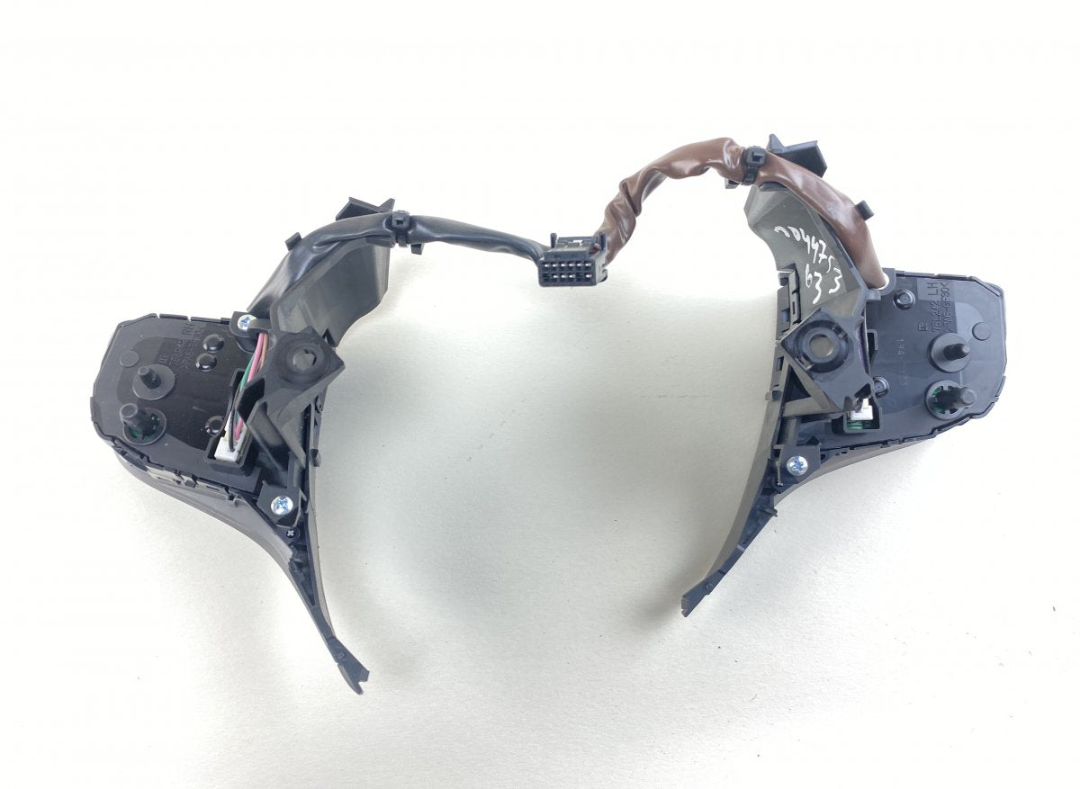 8425076210 Steering wheel MF switch set LEXUS UX (AA10, AH10) (2018-)