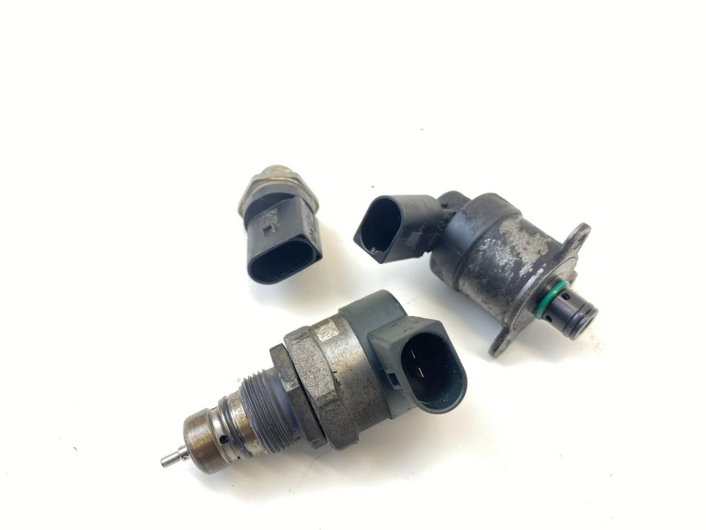 0281002927 A6420740284 0281002985 Fuel pressure regulator set MERCEDES-BENZ E-CLASS (W212) (2009-2016)
