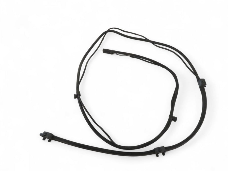 A1768600192 Wiper arm / blade / wiper linkage / containers, other MERCEDES-BENZ CLA (C117, X117) (2013-2019)