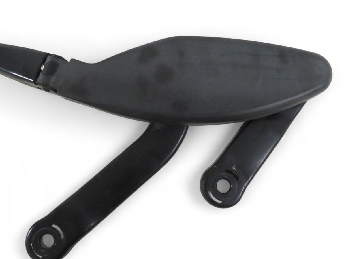 A2308201444 2308201444 A2308201344 2308201344 Windscreen Wiper Arm Right MERCEDES-BENZ SL-CLASS (R230) (2001-2012)