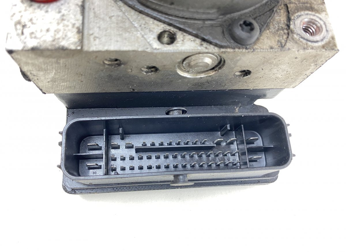 58920D4120 ABS hydraulic unit / pump KIA OPTIMA IV (JF) (2015-2020)
