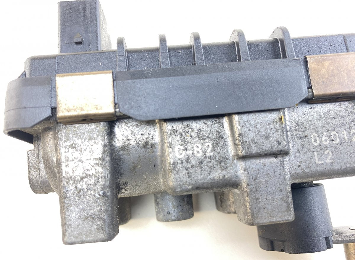 767649 6NW009550 Turbocharger control valve / actuator AUDI Q7 (4L) (2006-2015)