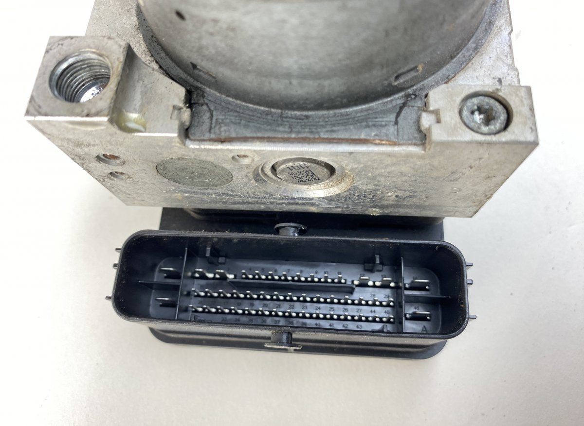 28515373033 28.5153-7303.3 ABS hydraulic unit / pump AUDI TT (FV) (2014-2023)
