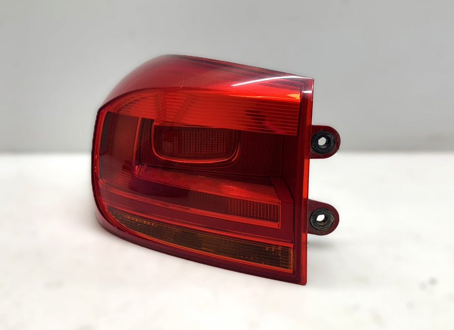 5N0945095Q Tail light left VW TIGUAN I (5N) (2007-2018)