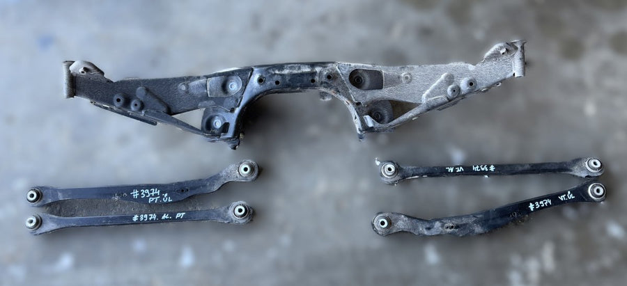 33306851560 33326851563 33326851569 Rear axle Beam BMW X1 (F48) (2014-2022)