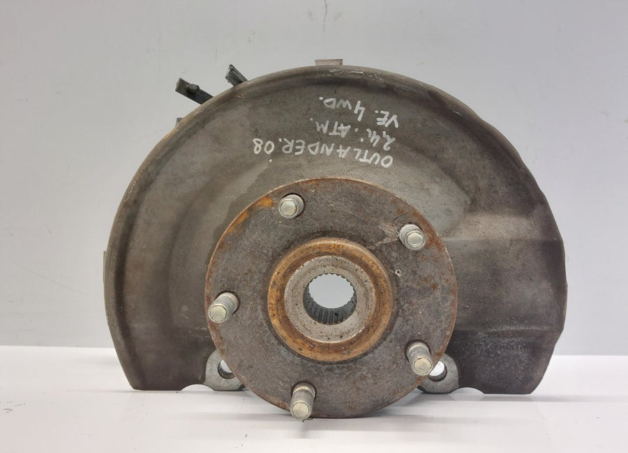 Wheel bearing housing front left MITSUBISHI OUTLANDER II (CW, ZG, ZH) (2006-2012)