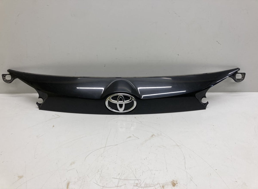 7680142220 7680142230 Bootlid / tailgate moulding TOYOTA RAV 4 IV (XA40) (2012-2019)