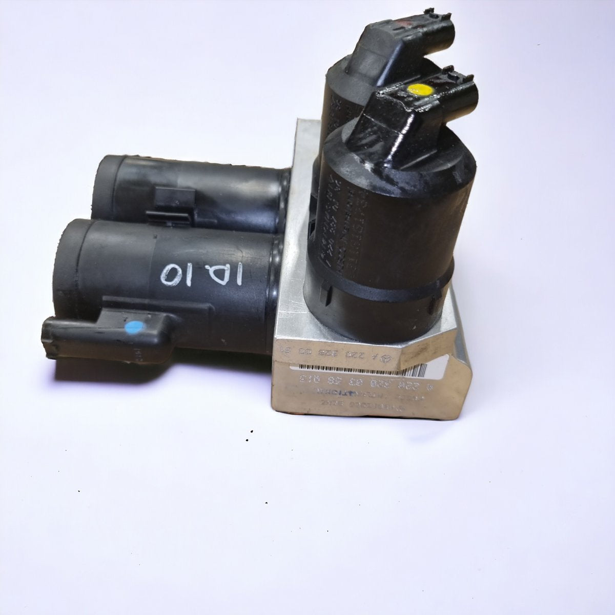 A2203200358 2203200358 Air suspension / self-levelling suspension, other MERCEDES-BENZ SL-CLASS (R230) (2001-2012)