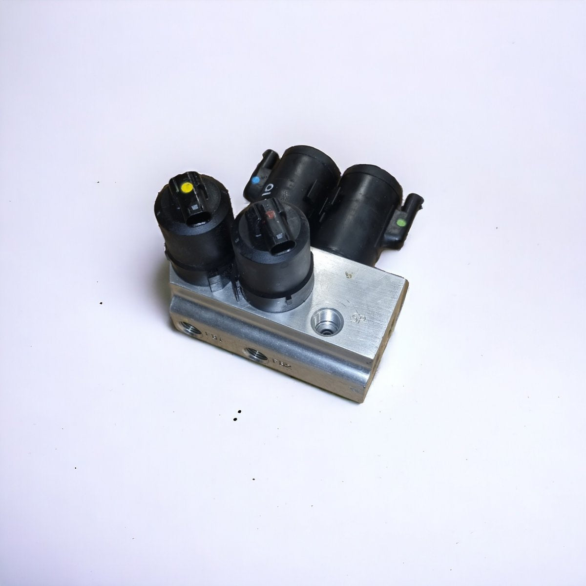 A2203200358 2203200358 Air suspension / self-levelling suspension, other MERCEDES-BENZ SL-CLASS (R230) (2001-2012)