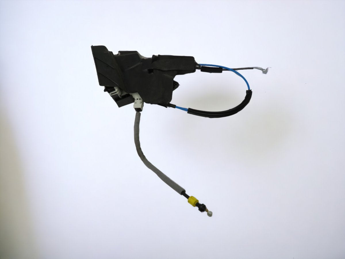 A2047303635 A0997300635 Door Lock Rear Right MERCEDES-BENZ C-CLASS (W204) (2007-2013)