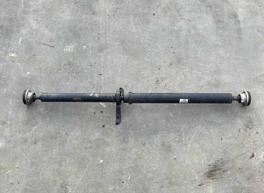 8K0521101B 8K0521101 Propeller Shaft Complete AUDI A5 (B8) (2007-2016)