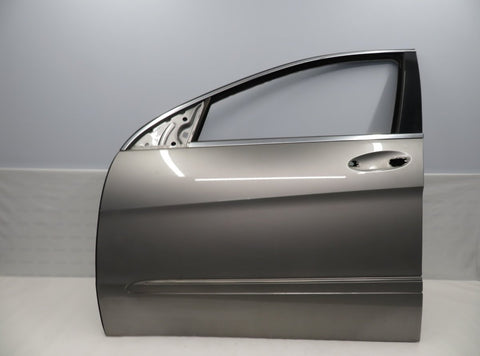 A2517200905 2517200905 A2517200105 2517200105 A2517200505 Door Front Left MERCEDES-BENZ R-CLASS (W251) (2006-2013)