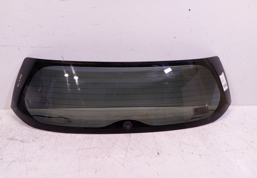 43R-005844 M31Q8 Rear Window glass TOYOTA RAV 4 IV (XA40) (2012-2019)