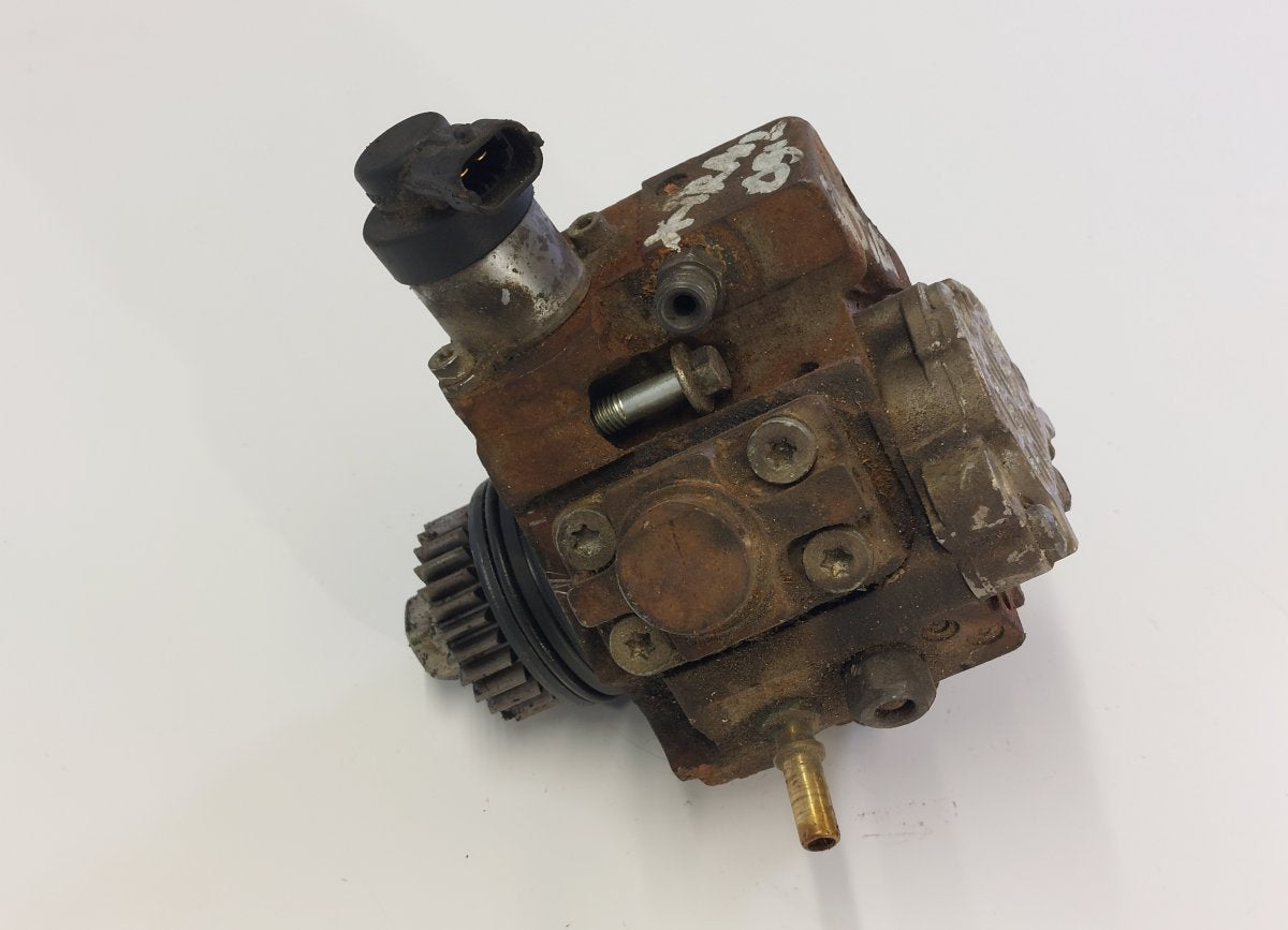 8200679828 0445010170 Fuel injection pump, diesel NISSAN X-TRAIL II (T31) (2007-2013)