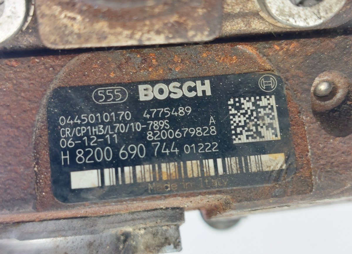 8200679828 0445010170 Fuel injection pump, diesel NISSAN X-TRAIL II (T31) (2007-2013)