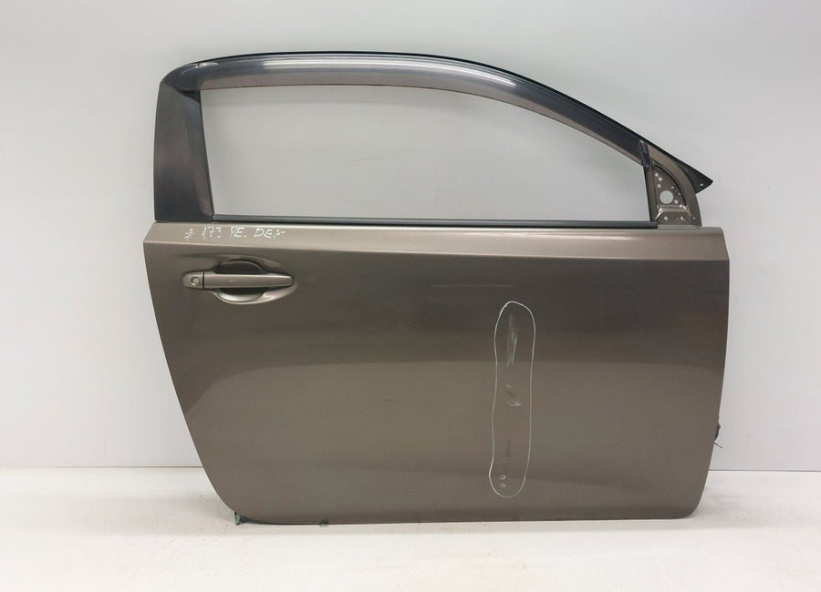6700174010 Door Front Right TOYOTA iQ (AJ10) (2009-2015)