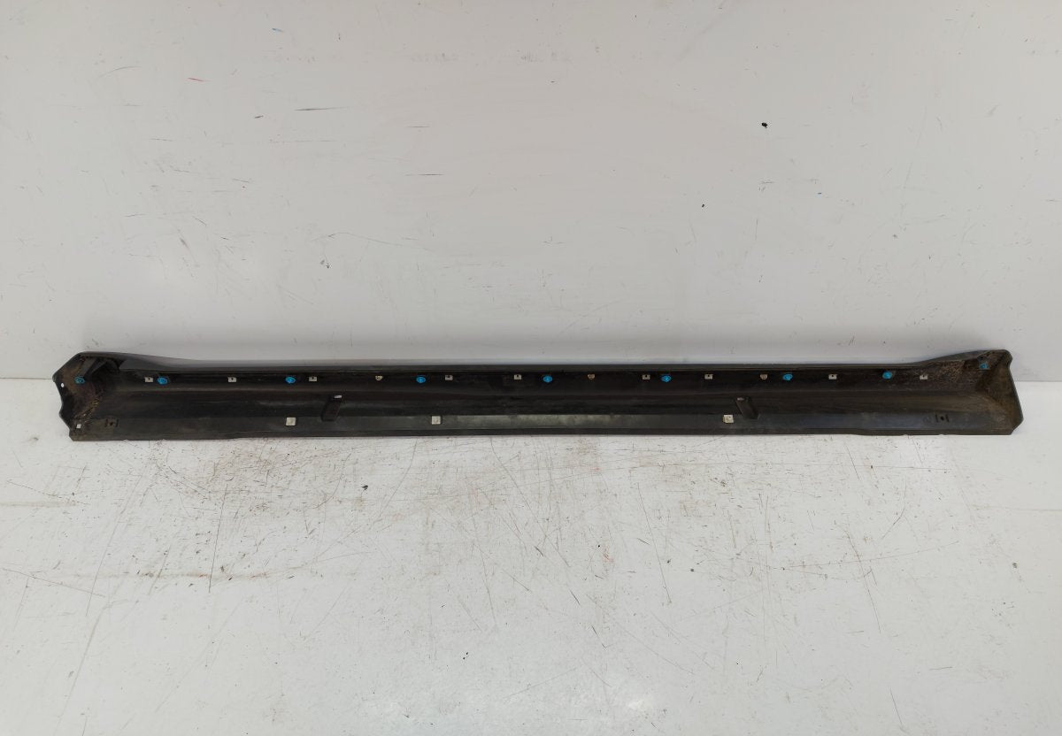 Side Skirt Left MITSUBISHI OUTLANDER II (CW, ZG, ZH) (2006-2012)